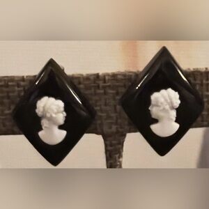 Vintage W. Germany Black Cameo Lucite Lozenge Clip Earrings 1”x.75”
